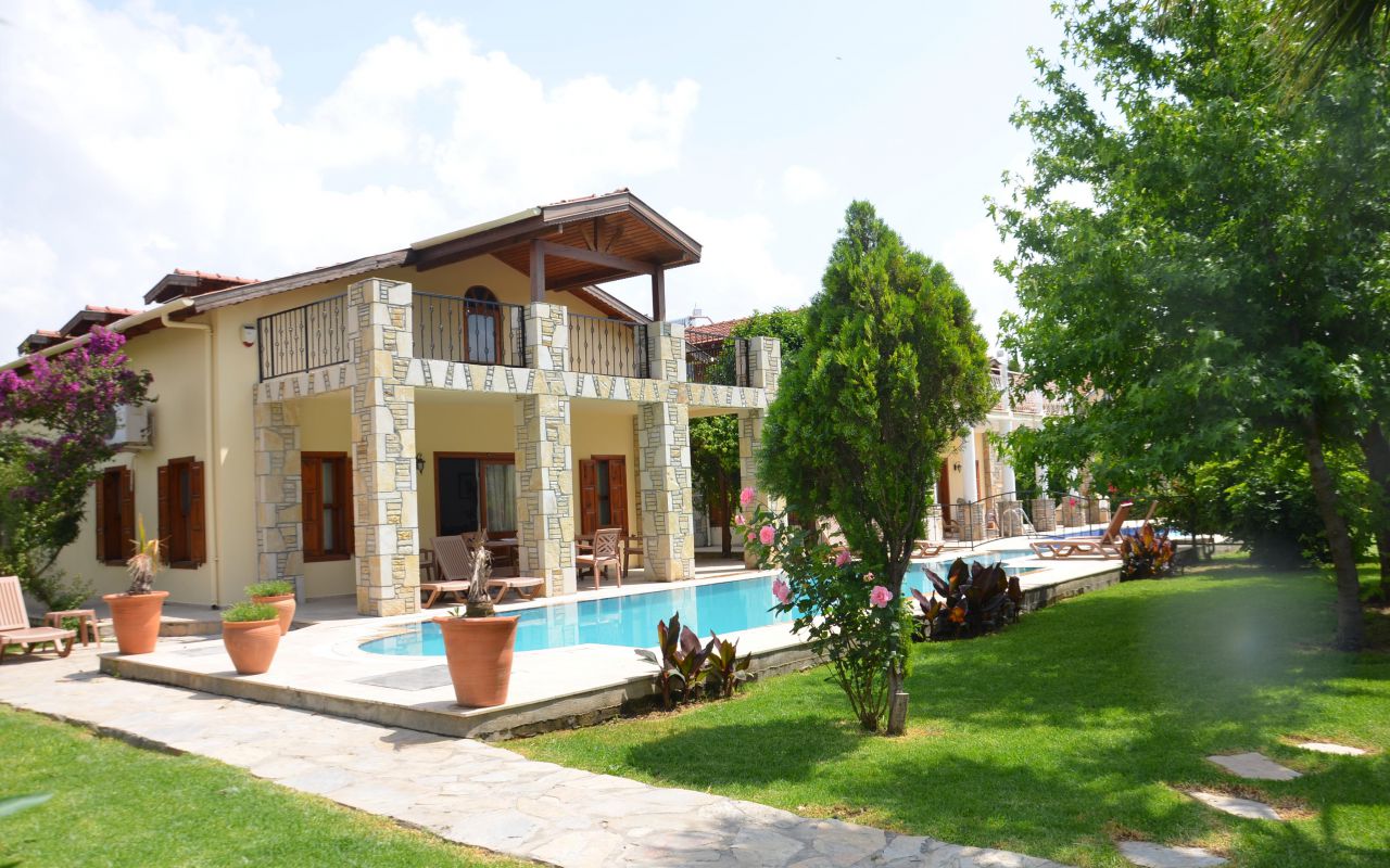 Azure Villa