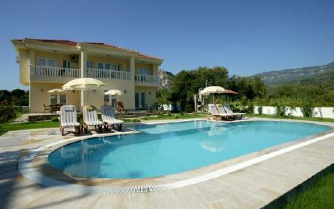 Leyley Villa