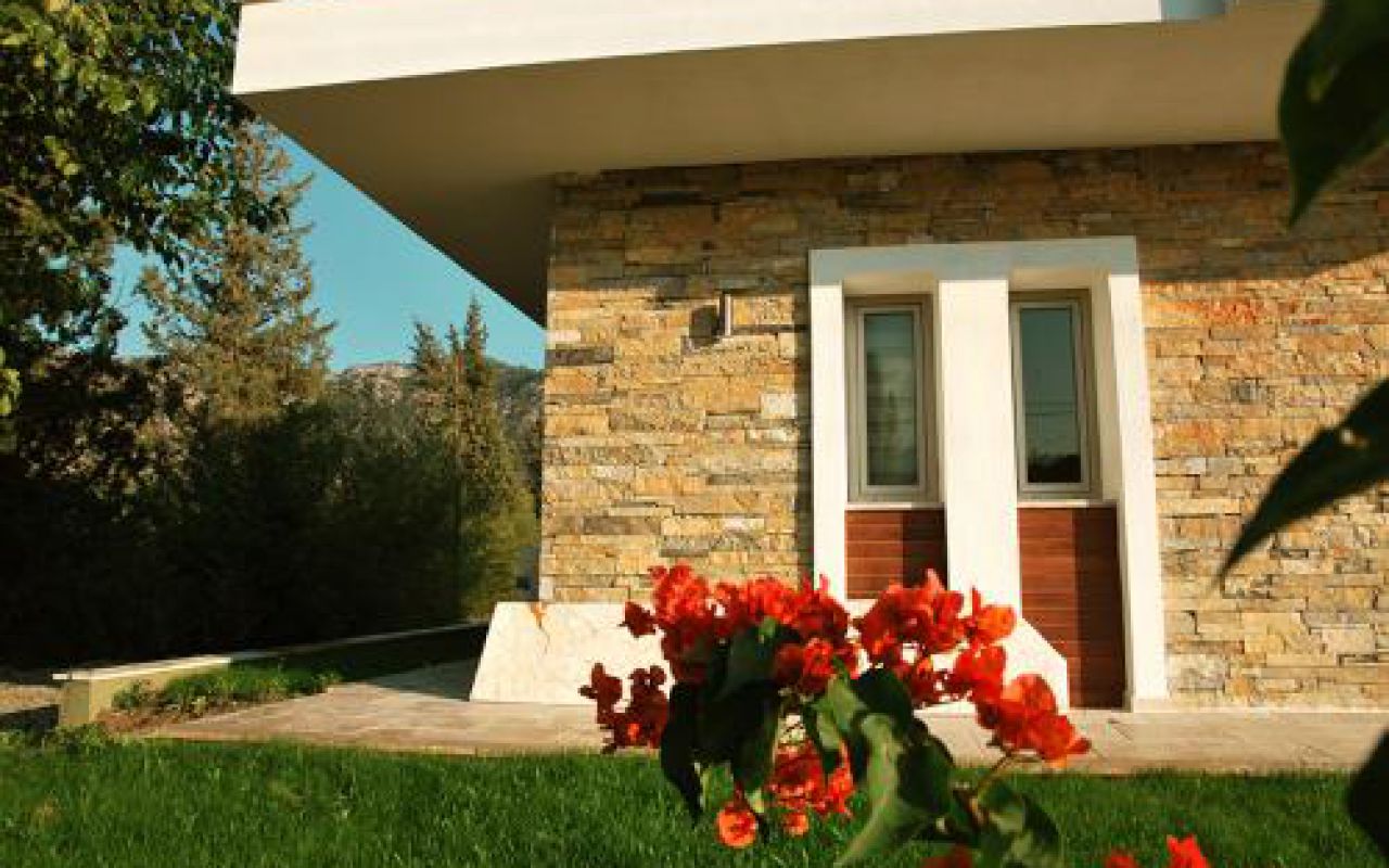 Light of Apollon Villa