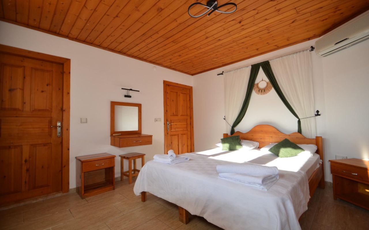 Victoria Villa