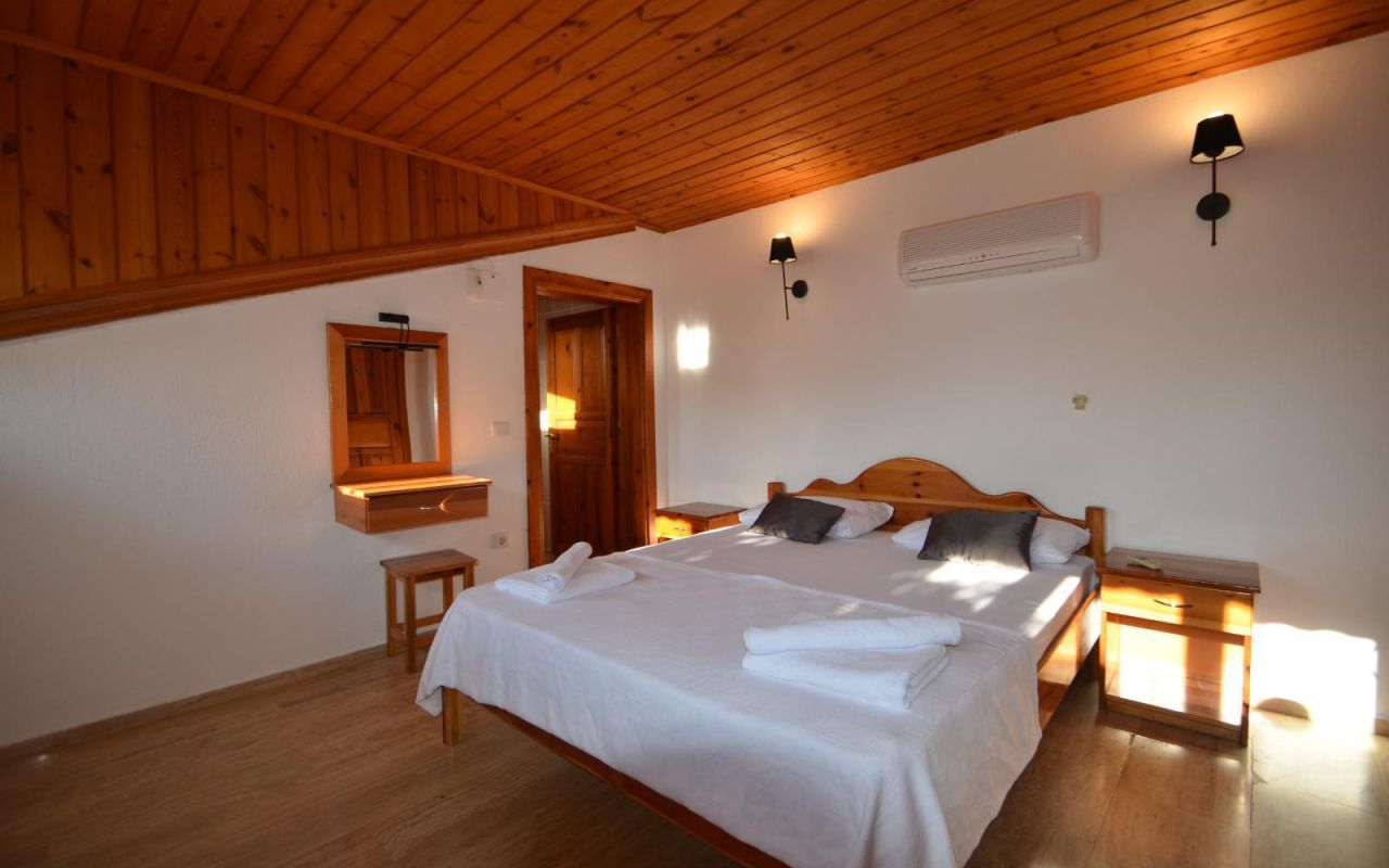Victoria Villa