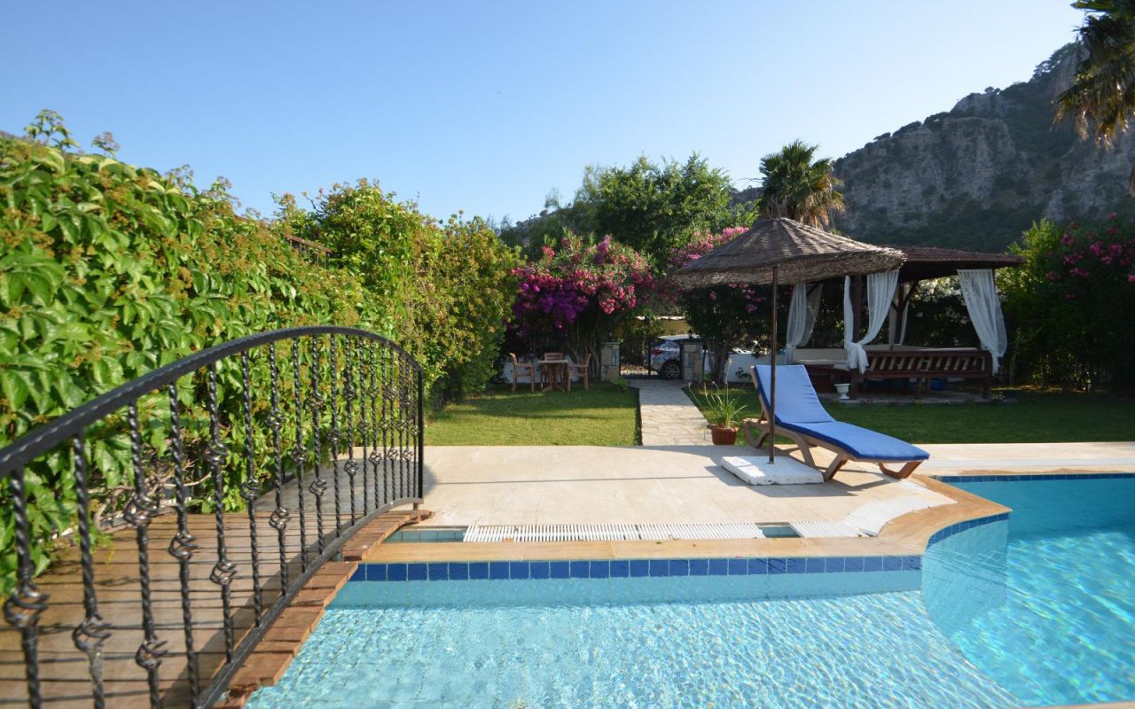 Victoria Villa