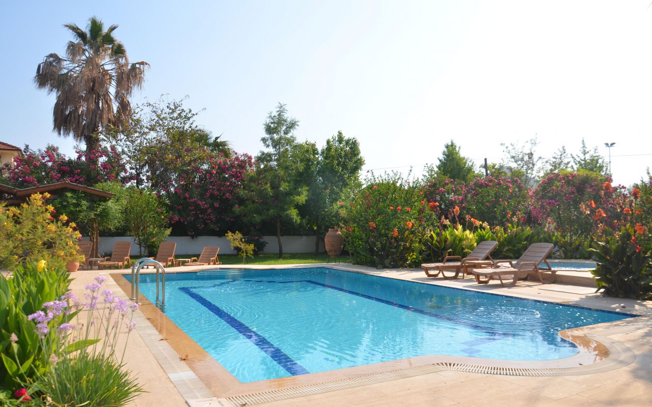 Hatira Villa