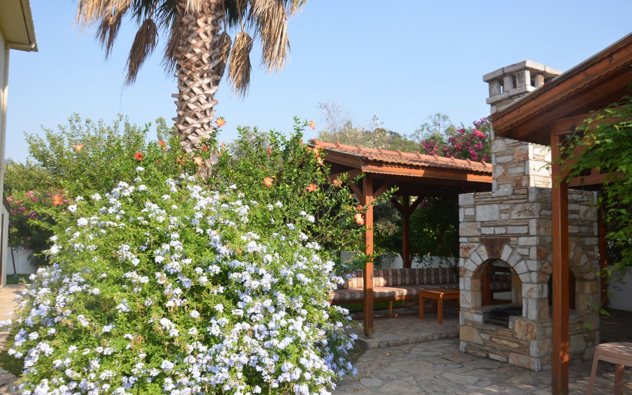 Hatira Villa