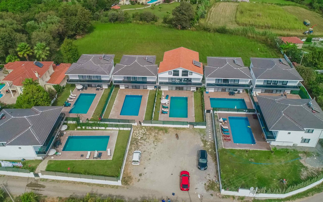 Kristal Villa (D4)