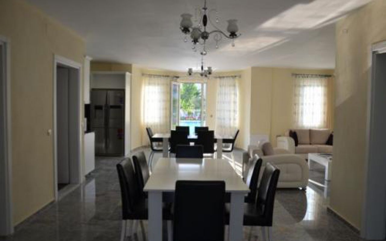 Saray Villa 