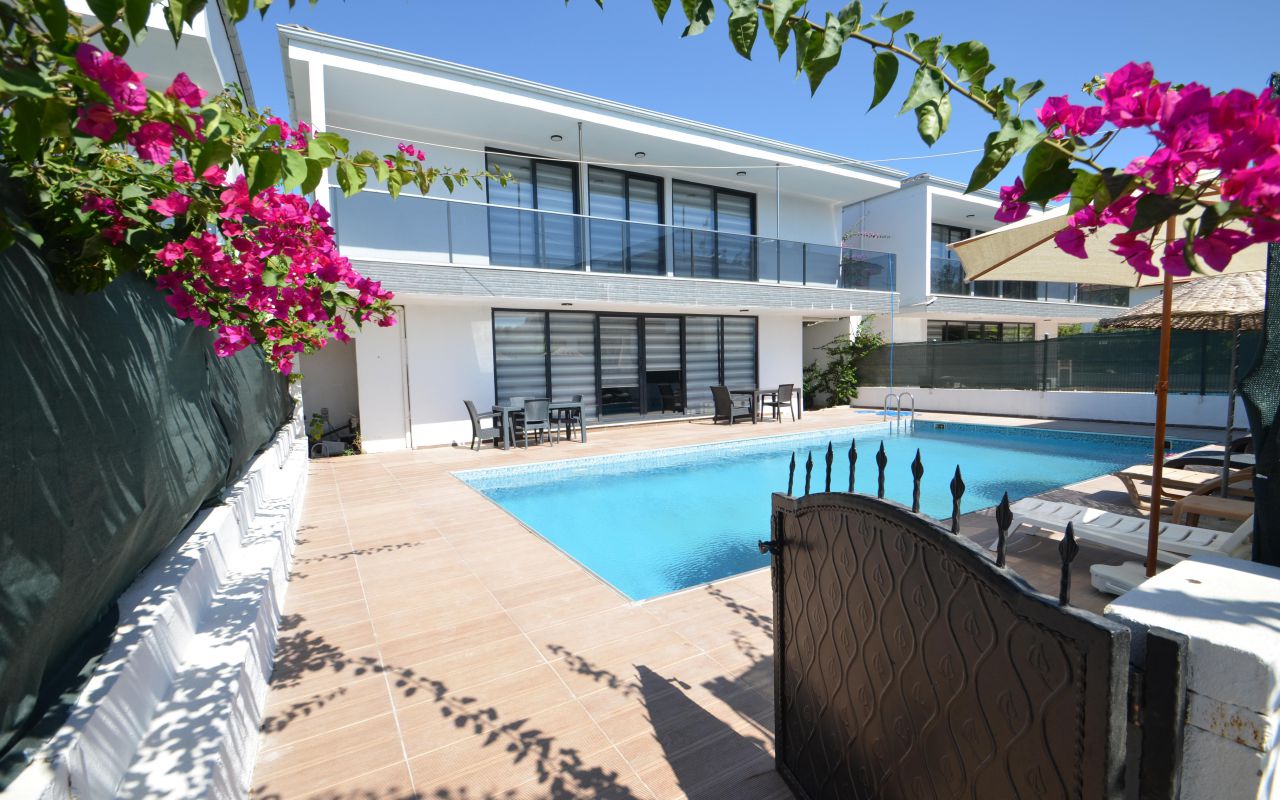 Safir Villa (D6)