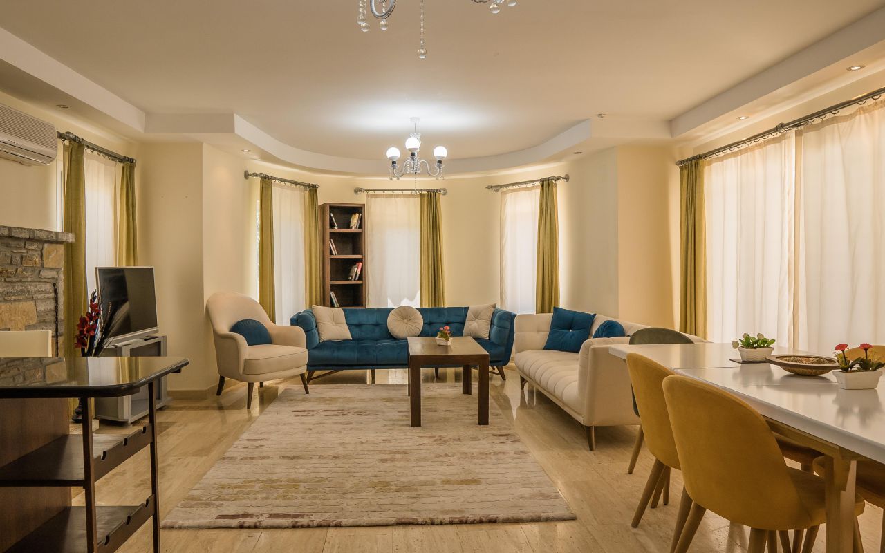 Dazmanda Villa