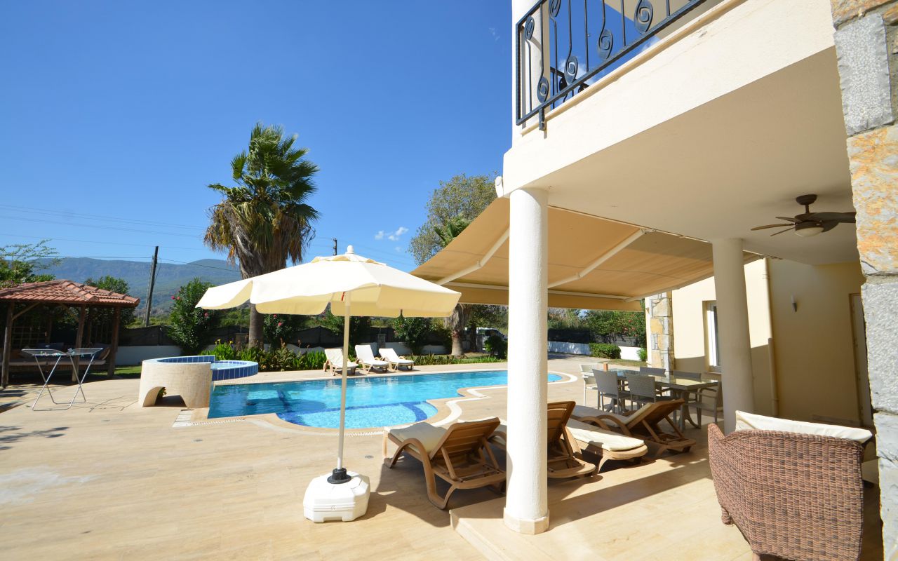 Dazmanda Villa