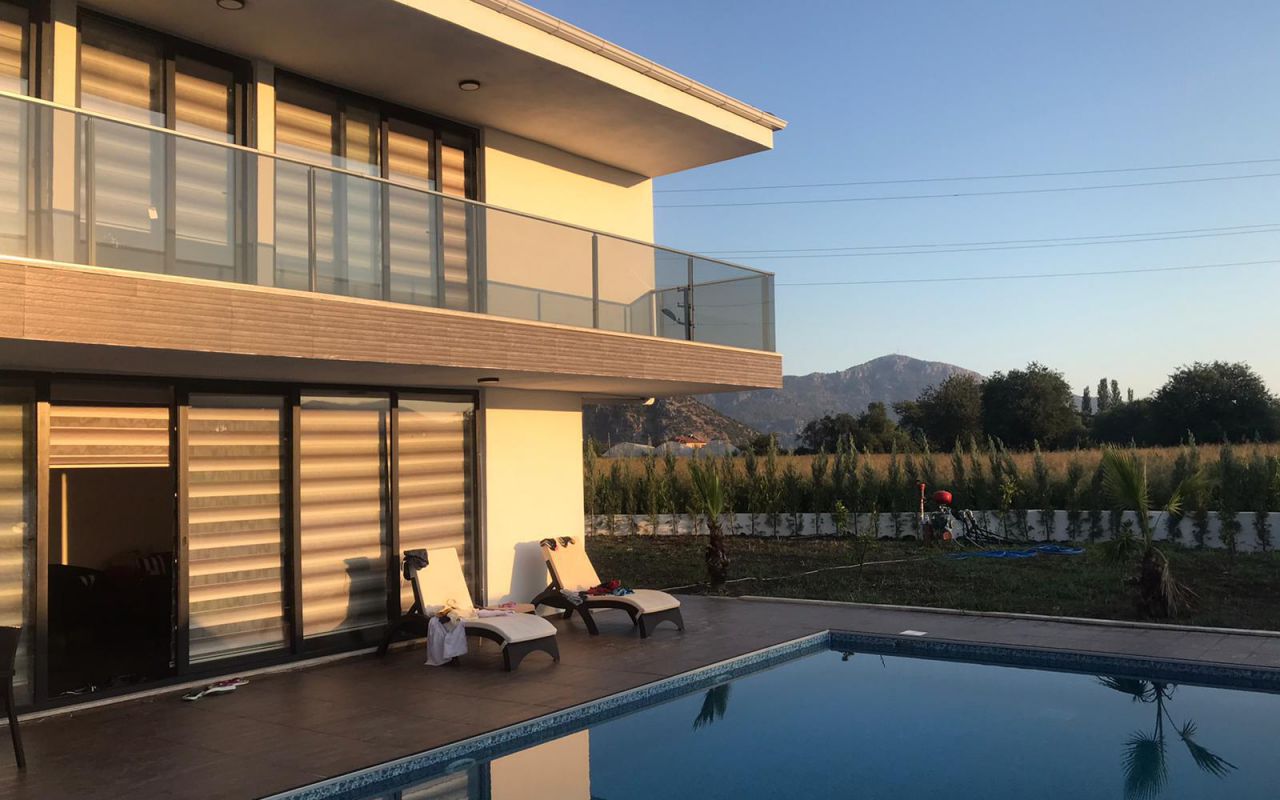 İnci Villa (D8)